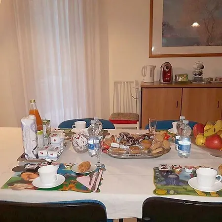 Ca Dei Tigli B&B 몰리아노베네토